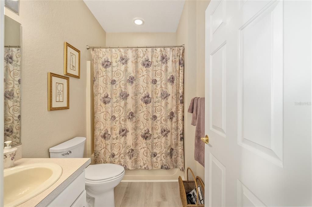 En Venta: $259,000 (2 camas, 2 baños, 1257 Pies cuadrados)