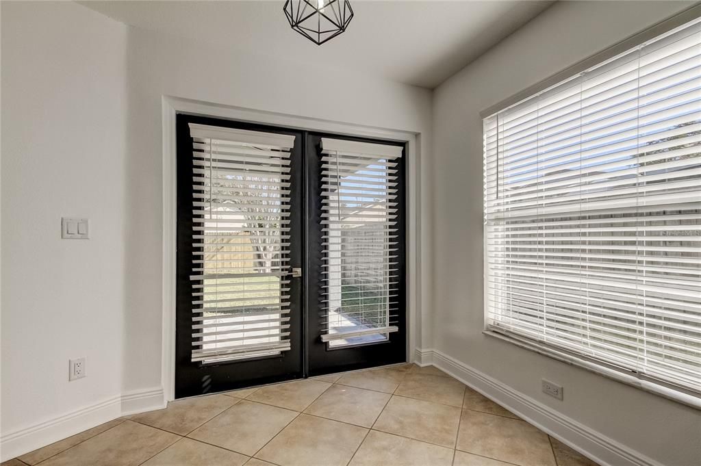 出租: $2,800 (3 贝兹, 2 浴室, 1456 平方英尺)