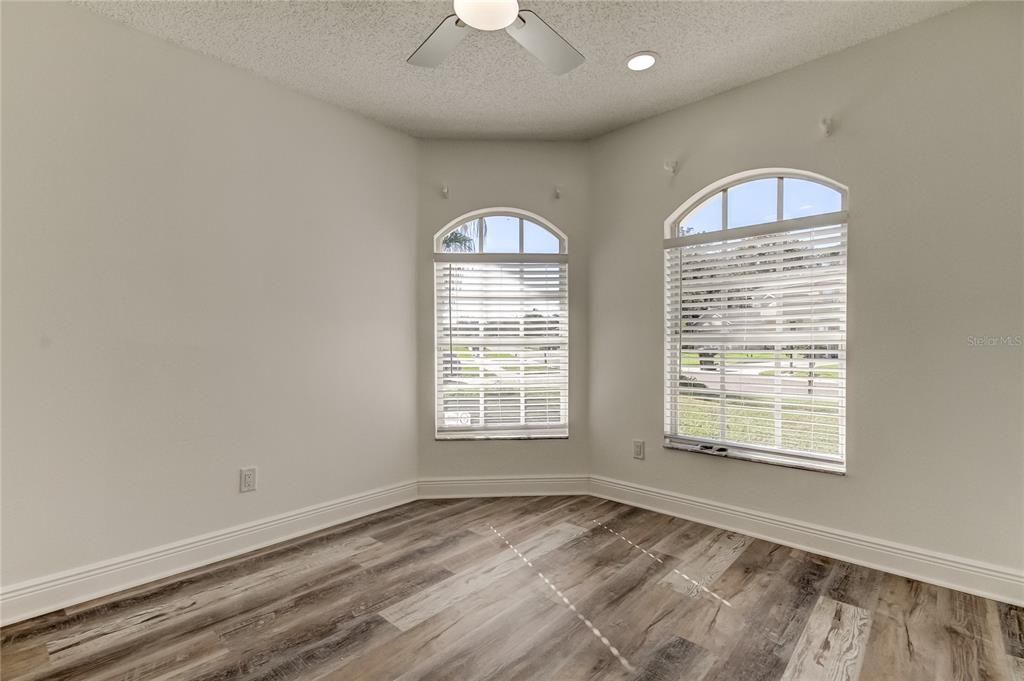 出租: $2,800 (3 贝兹, 2 浴室, 1456 平方英尺)