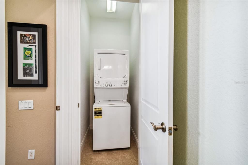 待售: $675,000 (3 贝兹, 2 浴室, 1884 平方英尺)