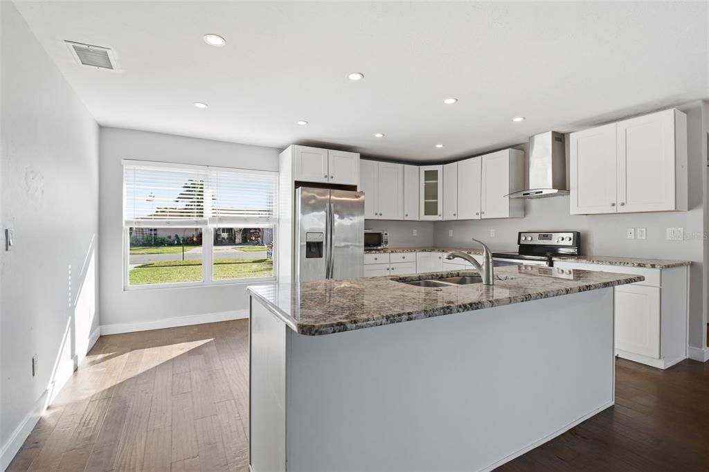 待售: $312,900 (3 贝兹, 2 浴室, 1678 平方英尺)