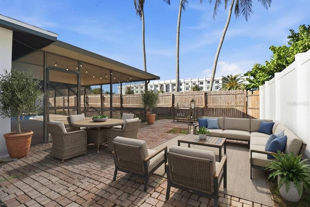 待售: $312,900 (3 贝兹, 2 浴室, 1678 平方英尺)