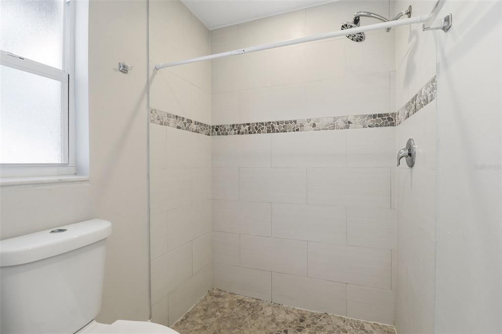 待售: $312,900 (3 贝兹, 2 浴室, 1678 平方英尺)