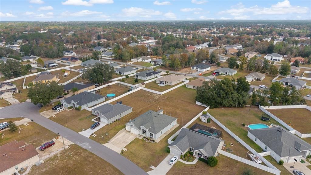 For Sale: $469,999 (5 beds, 3 baths, 2989 Square Feet)