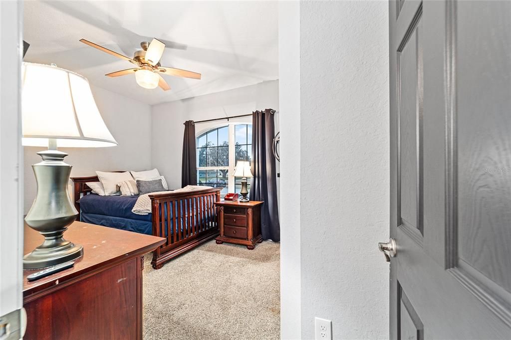 For Sale: $469,999 (5 beds, 3 baths, 2989 Square Feet)