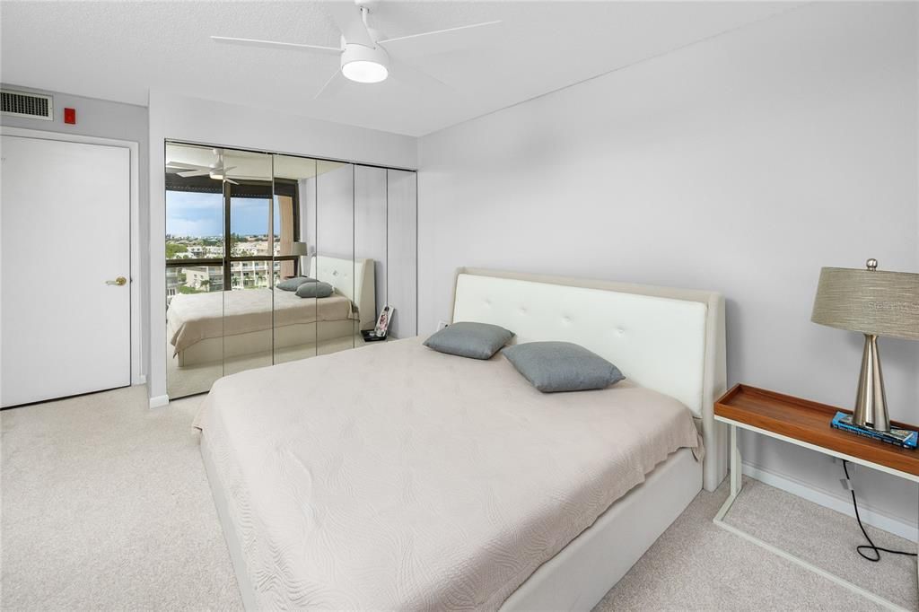 For Sale: $339,000 (2 beds, 2 baths, 1175 Square Feet)