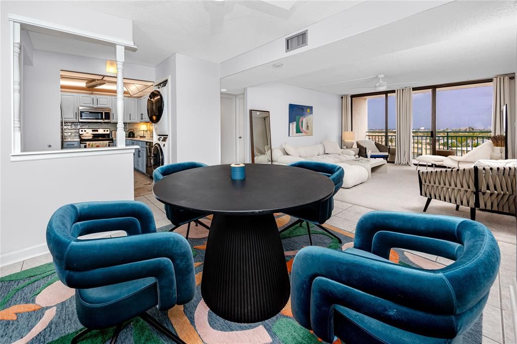 For Sale: $339,000 (2 beds, 2 baths, 1175 Square Feet)