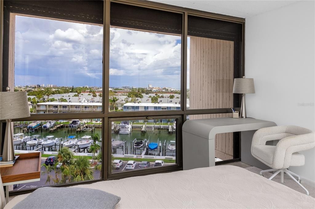 For Sale: $339,000 (2 beds, 2 baths, 1175 Square Feet)