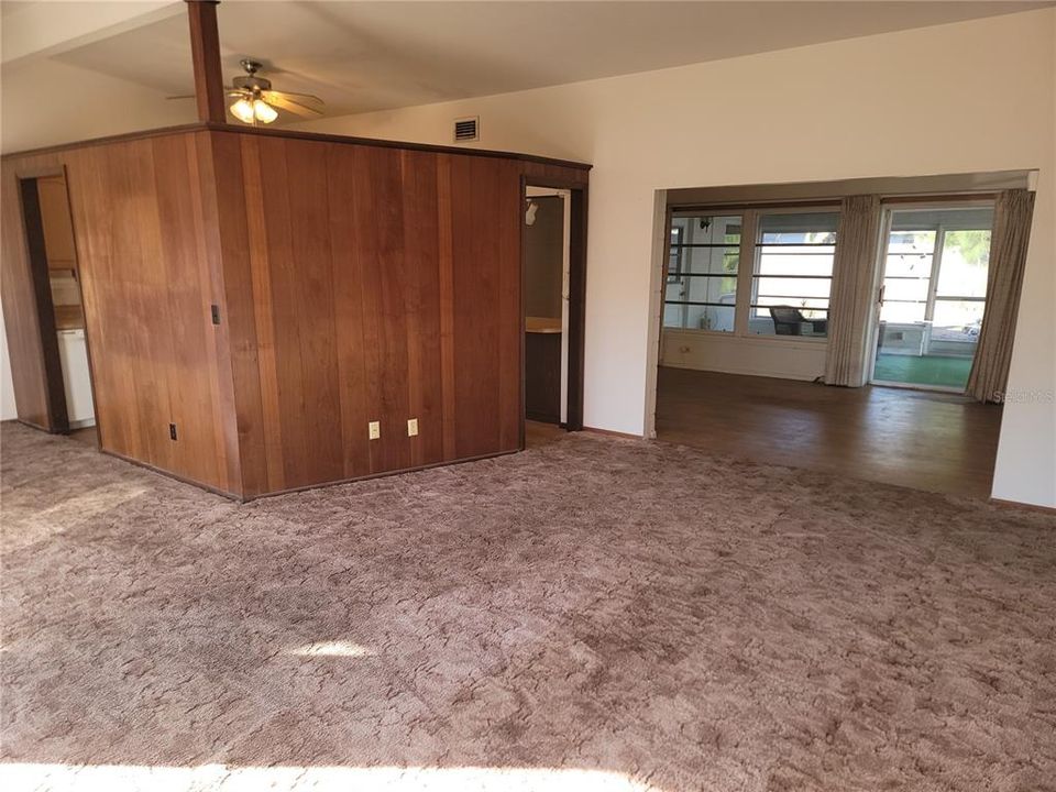 На продажу: $299,000 (3 спален, 3 ванн, 1733 Квадратных фут)