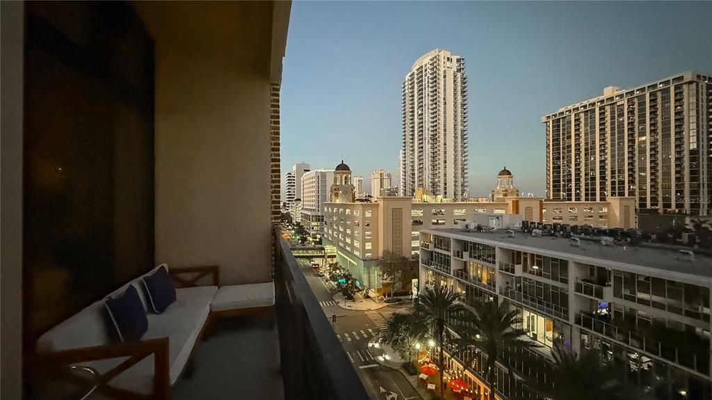 На продажу: $1,279,000 (2 спален, 2 ванн, 1518 Квадратных фут)