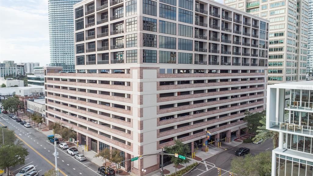 На продажу: $1,279,000 (2 спален, 2 ванн, 1518 Квадратных фут)