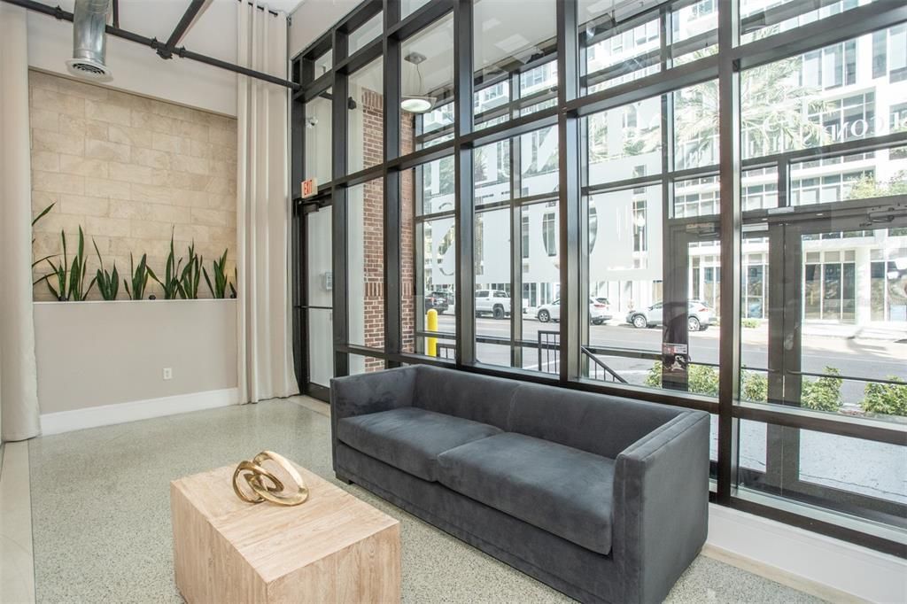 На продажу: $1,279,000 (2 спален, 2 ванн, 1518 Квадратных фут)