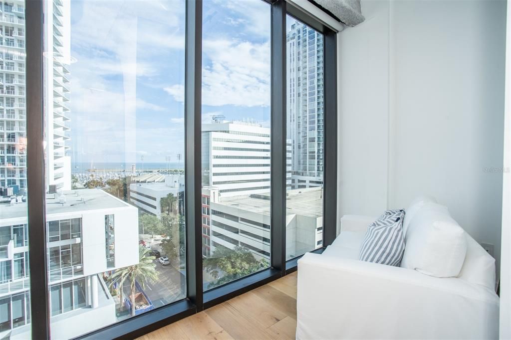 На продажу: $1,279,000 (2 спален, 2 ванн, 1518 Квадратных фут)