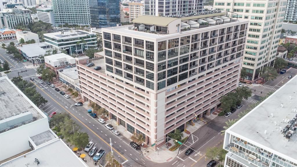 На продажу: $1,279,000 (2 спален, 2 ванн, 1518 Квадратных фут)