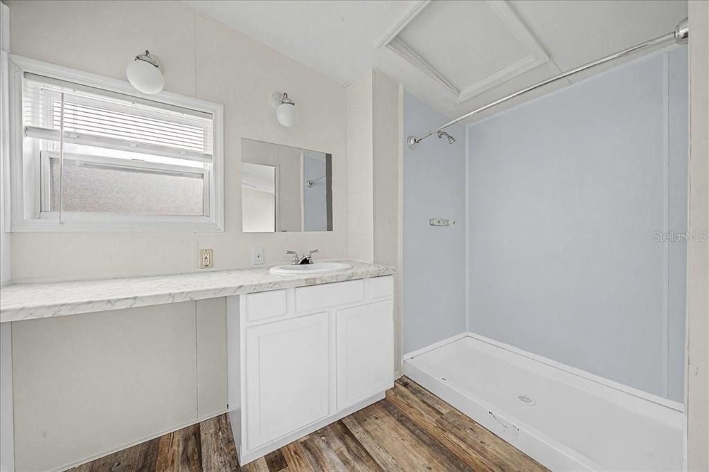 Activo con contrato: $149,900 (3 camas, 2 baños, 1152 Pies cuadrados)