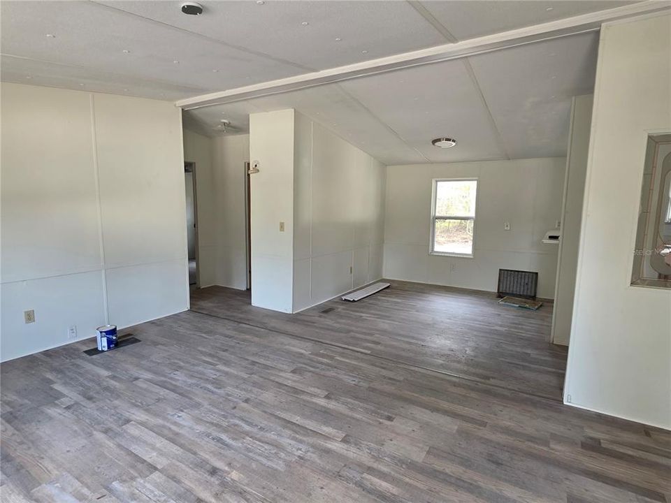 待售: $165,900 (3 贝兹, 2 浴室, 1152 平方英尺)