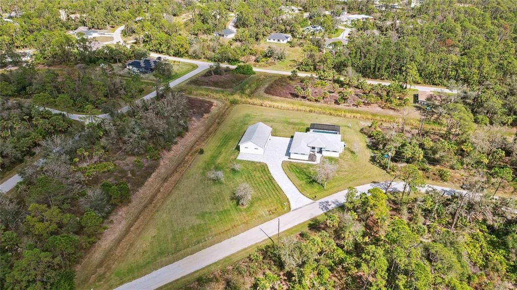 En Venta: $1,400,000 (4 camas, 3 baños, 2390 Pies cuadrados)