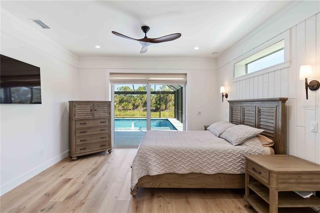 En Venta: $1,400,000 (4 camas, 3 baños, 2390 Pies cuadrados)