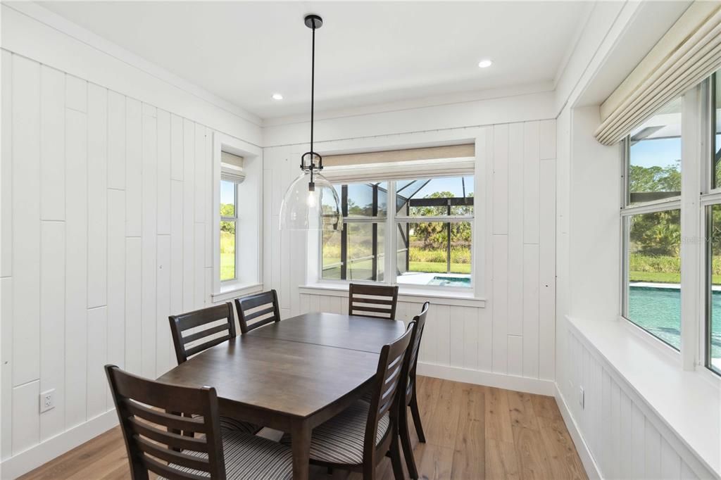 En Venta: $1,400,000 (4 camas, 3 baños, 2390 Pies cuadrados)