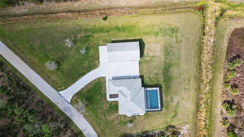 En Venta: $1,400,000 (4 camas, 3 baños, 2390 Pies cuadrados)