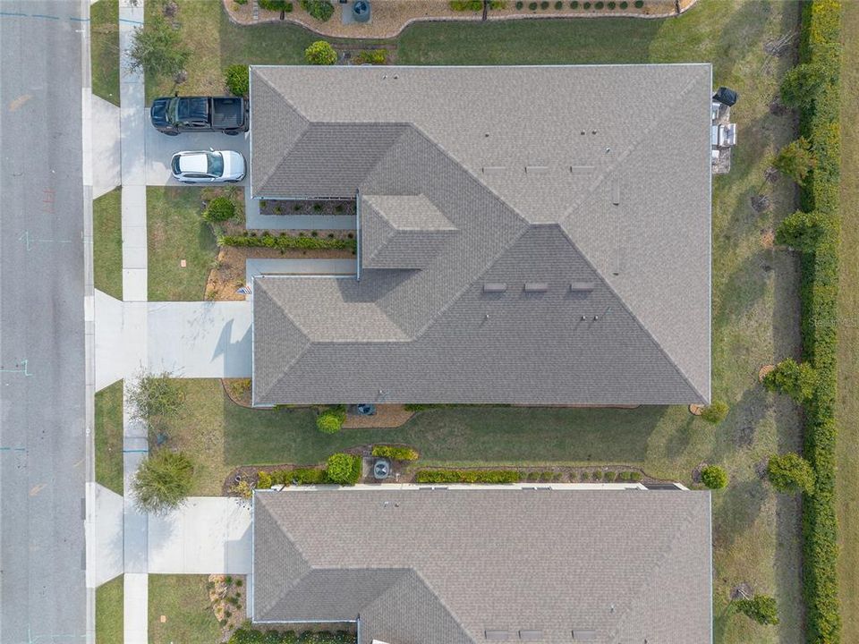 合同活跃: $339,900 (2 贝兹, 2 浴室, 1687 平方英尺)