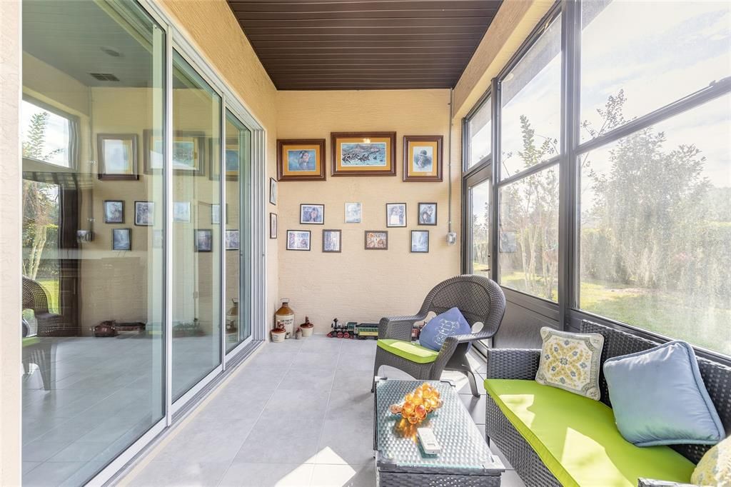 合同活跃: $339,900 (2 贝兹, 2 浴室, 1687 平方英尺)