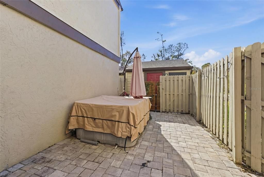 For Sale: $289,000 (2 beds, 2 baths, 1200 Square Feet)