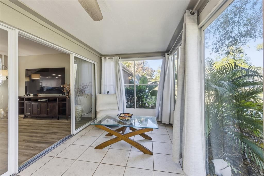 For Sale: $289,000 (2 beds, 2 baths, 1200 Square Feet)