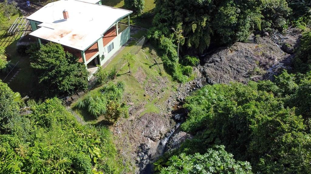 En Venta: $375,000 (3 camas, 4 baños, 1400 Pies cuadrados)