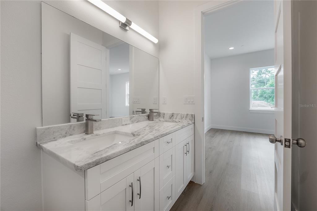 待售: $584,900 (3 贝兹, 2 浴室, 1998 平方英尺)