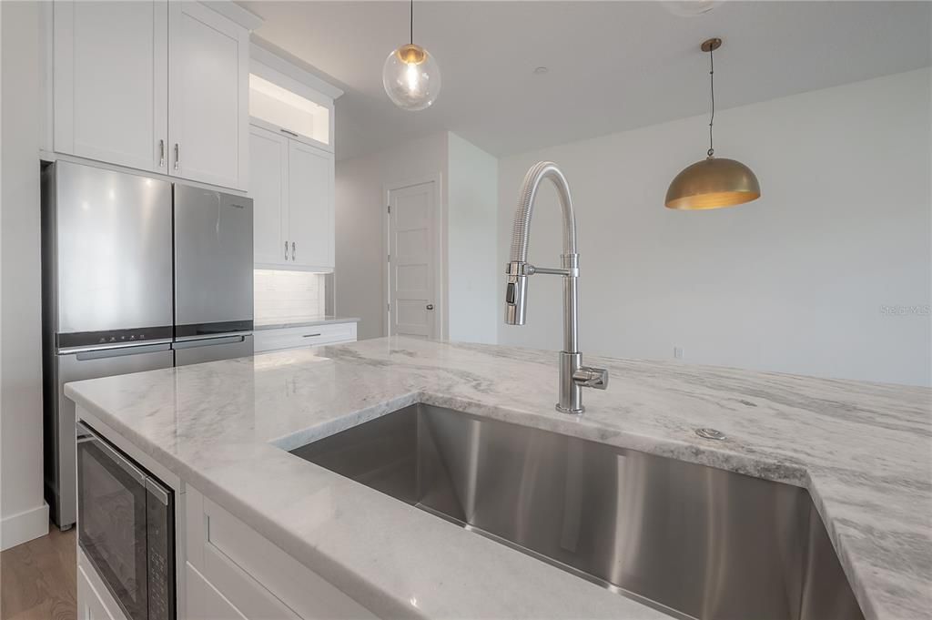 待售: $584,900 (3 贝兹, 2 浴室, 1998 平方英尺)