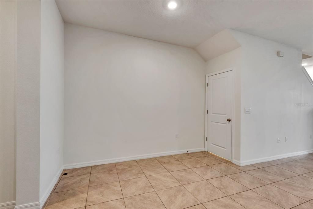 待售: $304,990 (3 贝兹, 2 浴室, 1707 平方英尺)