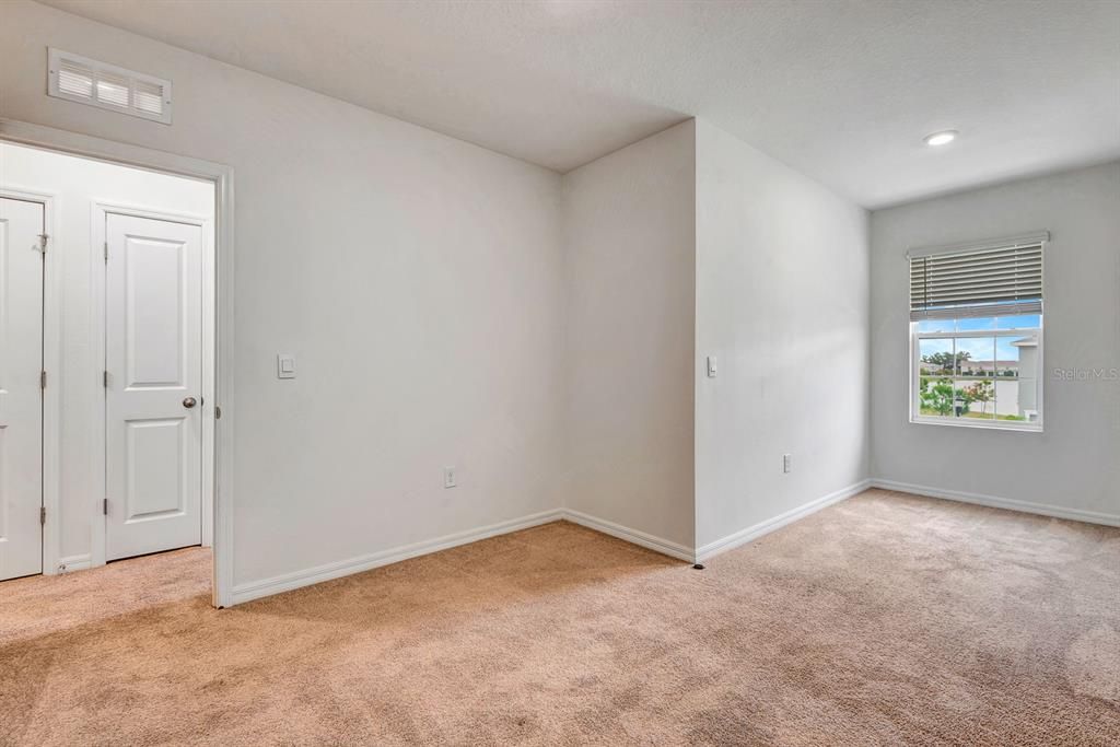 待售: $304,990 (3 贝兹, 2 浴室, 1707 平方英尺)