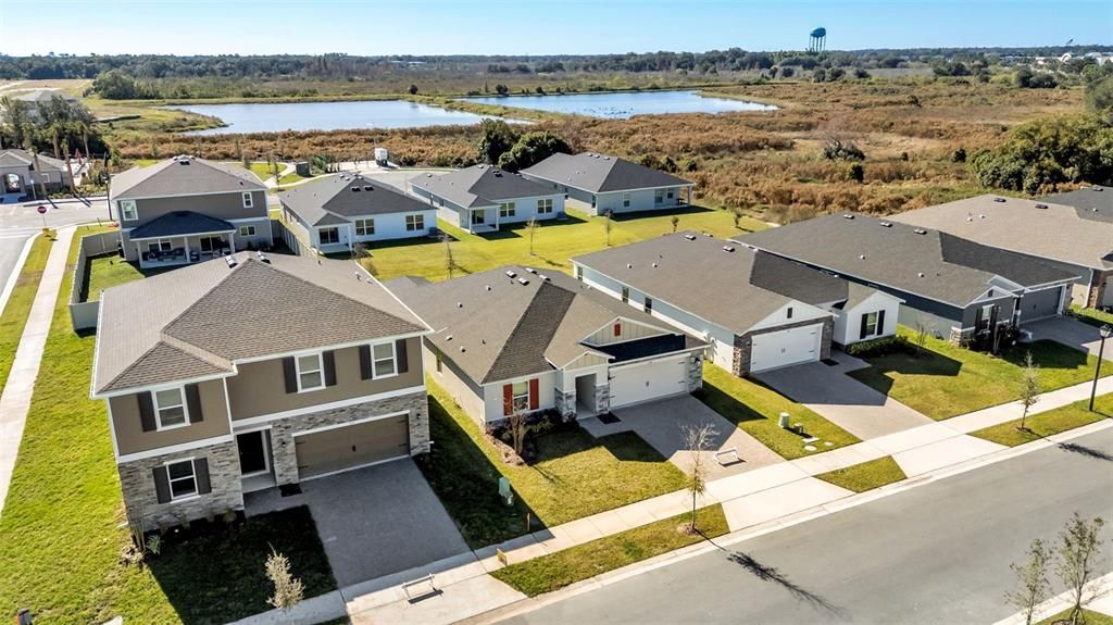 For Rent: $2,000 (4 beds, 2 baths, 1707 Square Feet)