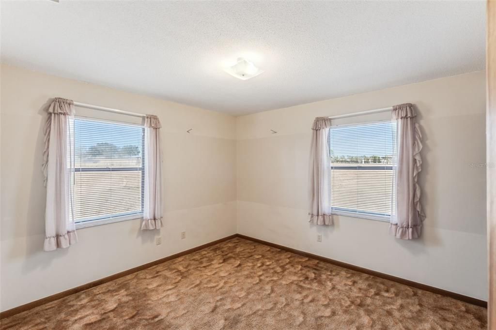 For Sale: $590,000 (3 beds, 2 baths, 1624 Square Feet)