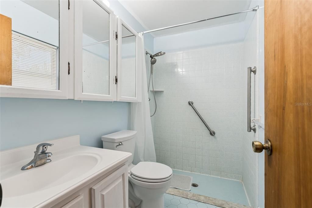 For Sale: $590,000 (3 beds, 2 baths, 1624 Square Feet)