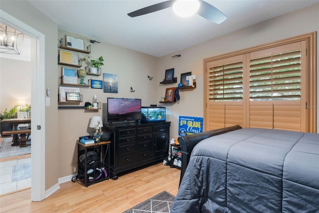 待售: $389,500 (3 贝兹, 2 浴室, 1649 平方英尺)