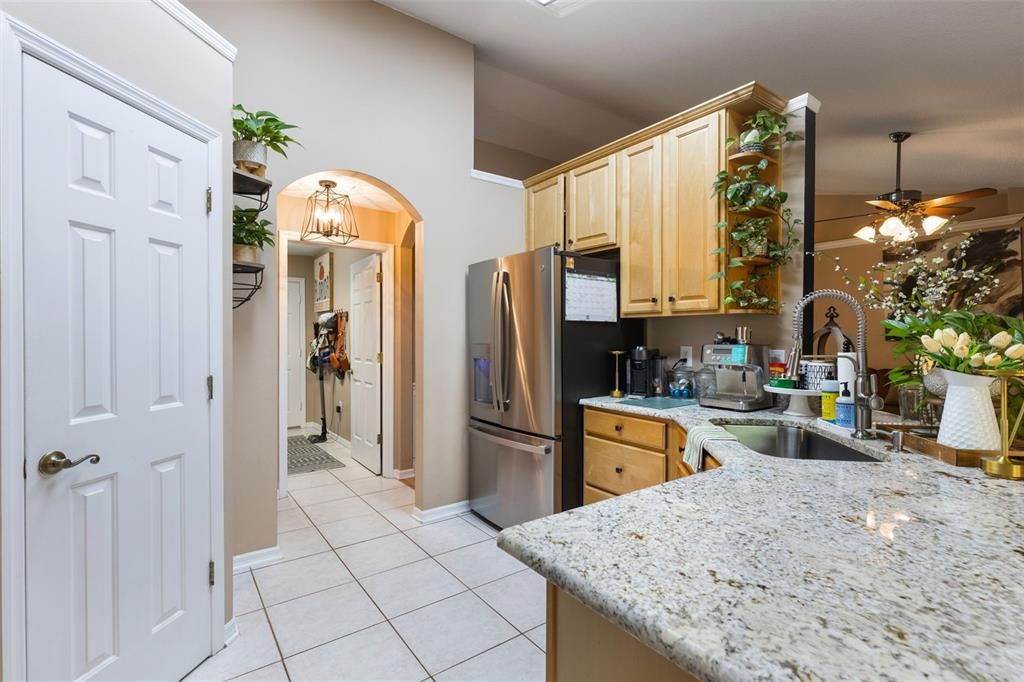 待售: $389,500 (3 贝兹, 2 浴室, 1649 平方英尺)