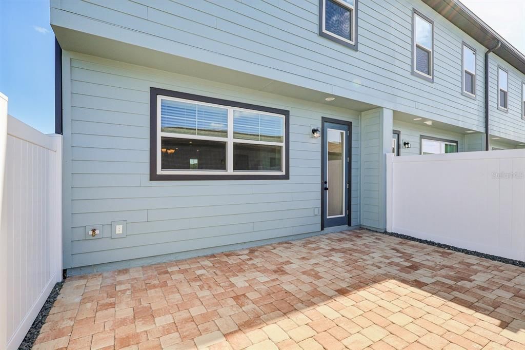 For Sale: $499,990 (3 beds, 2 baths, 1675 Square Feet)