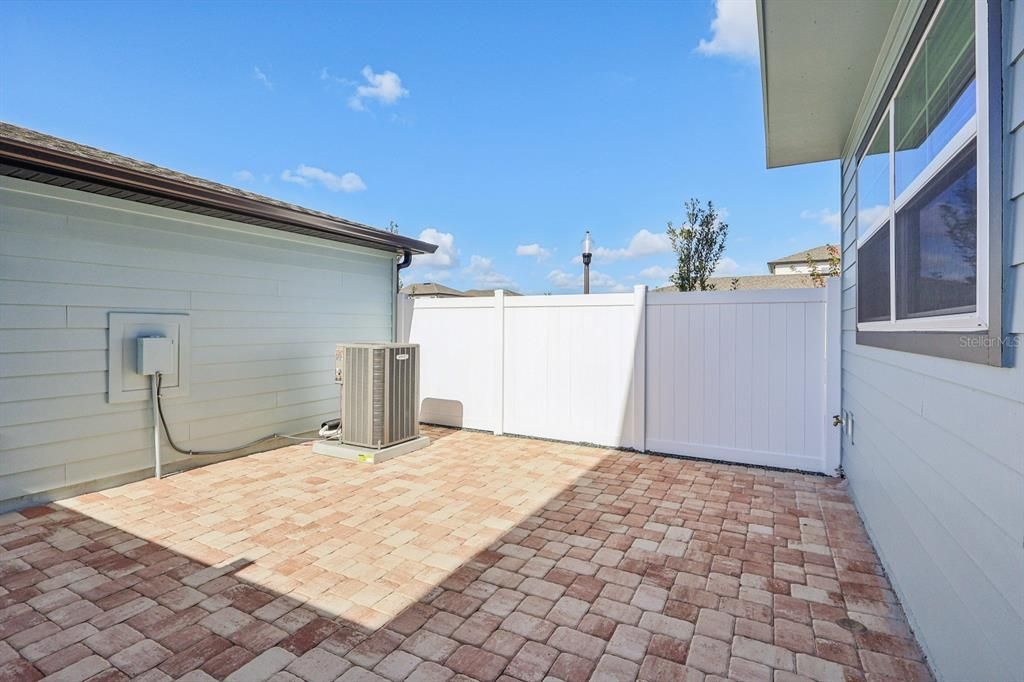 For Sale: $499,990 (3 beds, 2 baths, 1675 Square Feet)