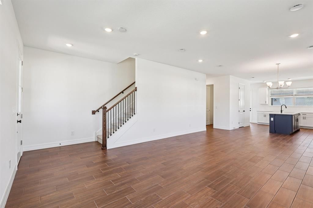 For Sale: $499,990 (3 beds, 2 baths, 1675 Square Feet)