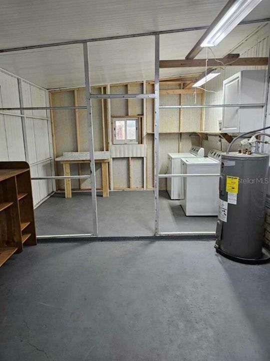 For Sale: $159,500 (3 beds, 1 baths, 1052 Square Feet)