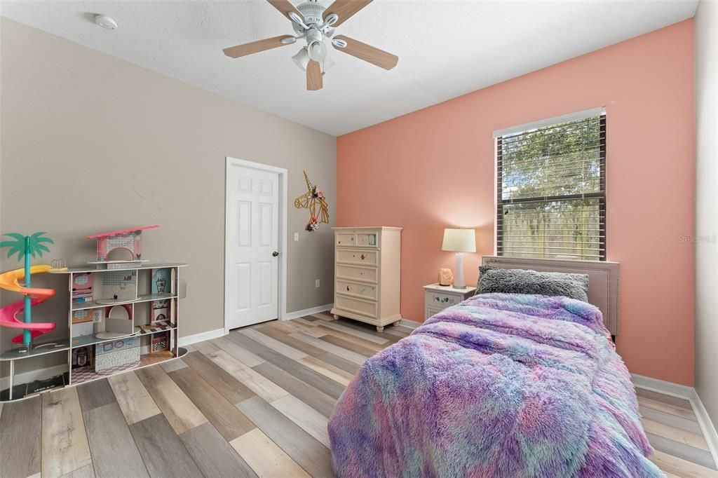 En Venta: $599,999 (4 camas, 2 baños, 2589 Pies cuadrados)