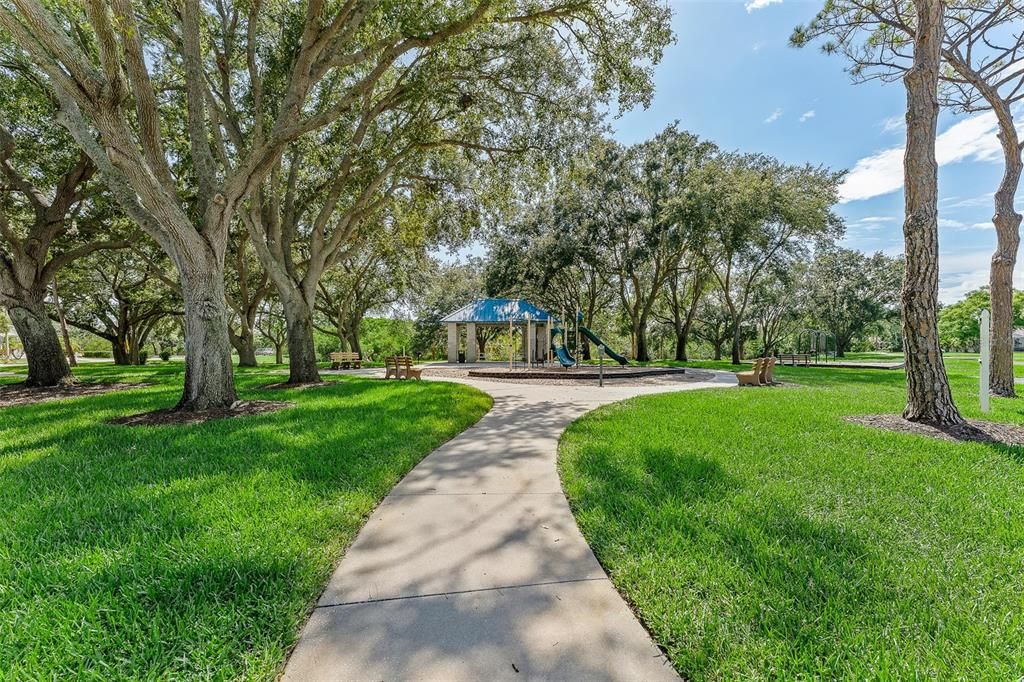 En Venta: $599,999 (4 camas, 2 baños, 2589 Pies cuadrados)