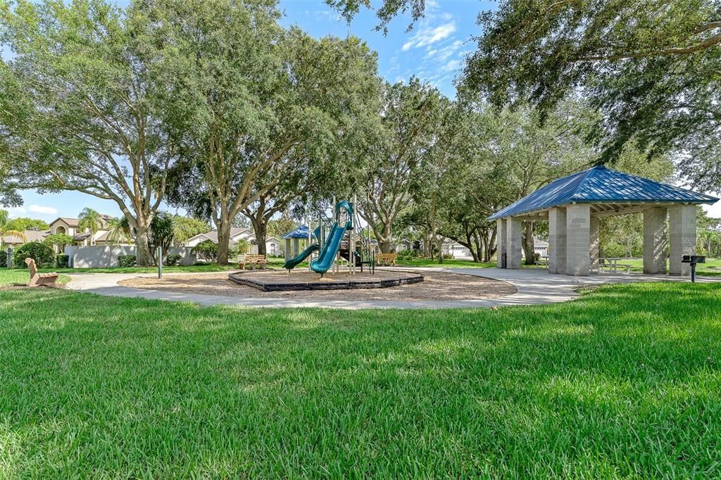 En Venta: $599,999 (4 camas, 2 baños, 2589 Pies cuadrados)