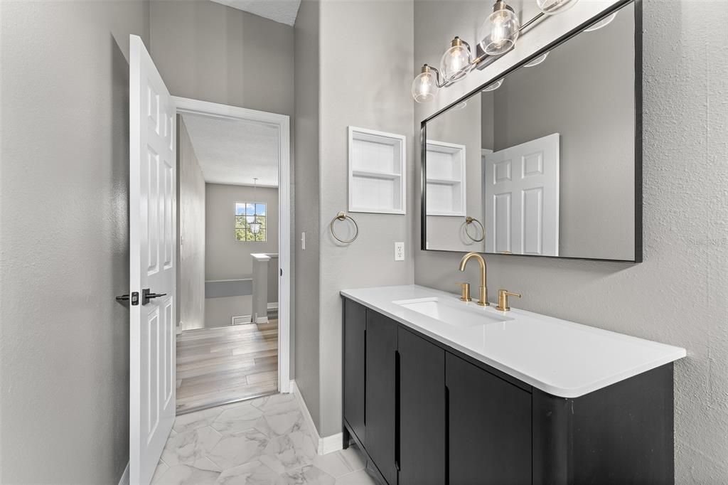 En Venta: $599,999 (4 camas, 2 baños, 2589 Pies cuadrados)