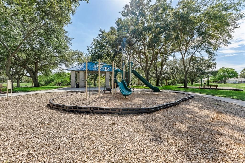 En Venta: $599,999 (4 camas, 2 baños, 2589 Pies cuadrados)