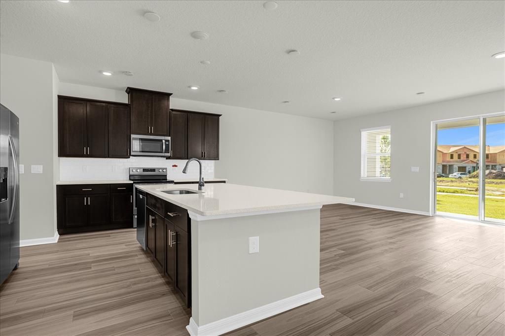 En Renta: $2,600 (3 camas, 2 baños, 1779 Pies cuadrados)