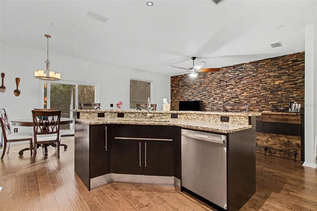 For Sale: $360,000 (4 beds, 2 baths, 1768 Square Feet)