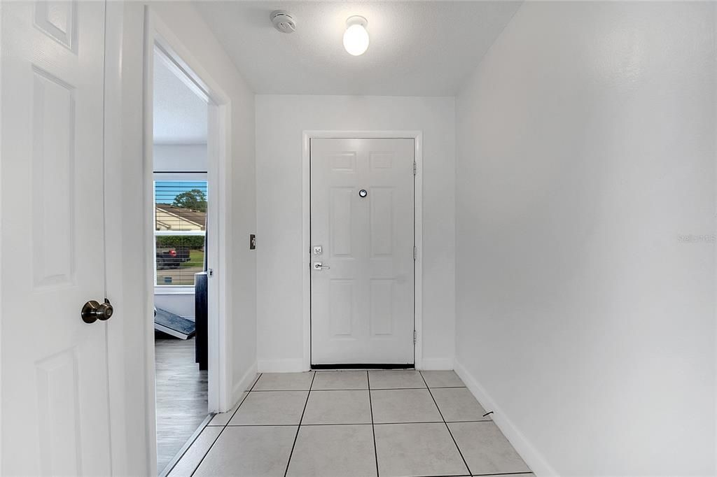 На продажу: $430,000 (3 спален, 2 ванн, 1934 Квадратных фут)